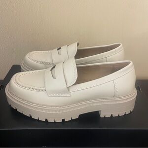Soda Women's Chunky Platform Loafers
White Lug Sole Y2K Style